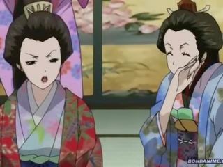 Yang hogtied / diikat dengan tangan dibelakang geisha mendapat yang basah menitis hebat kepada trot faraj